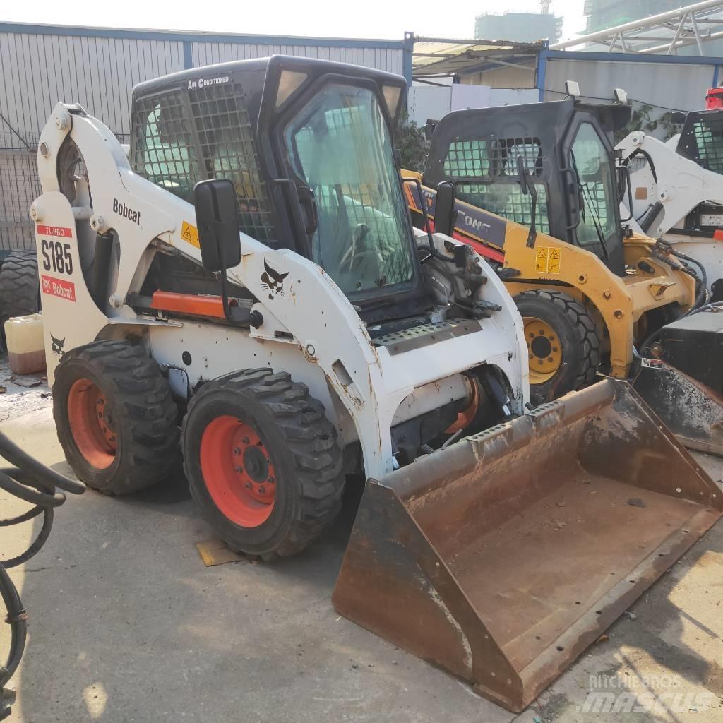Bobcat S185 Міні-навантажувачі