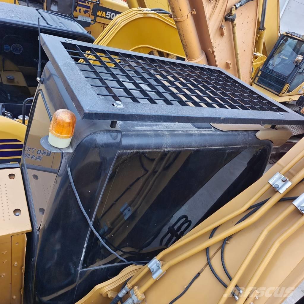 CAT 320 D2L Гусеничні екскаватори