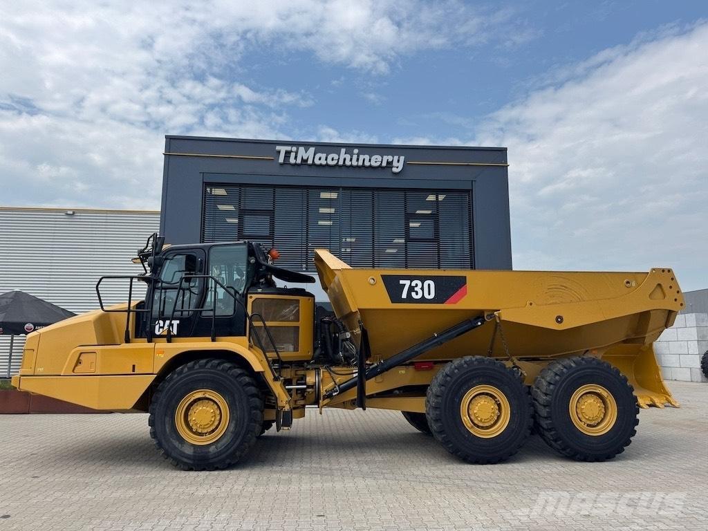 CAT 730 Зчленовані самоскиди