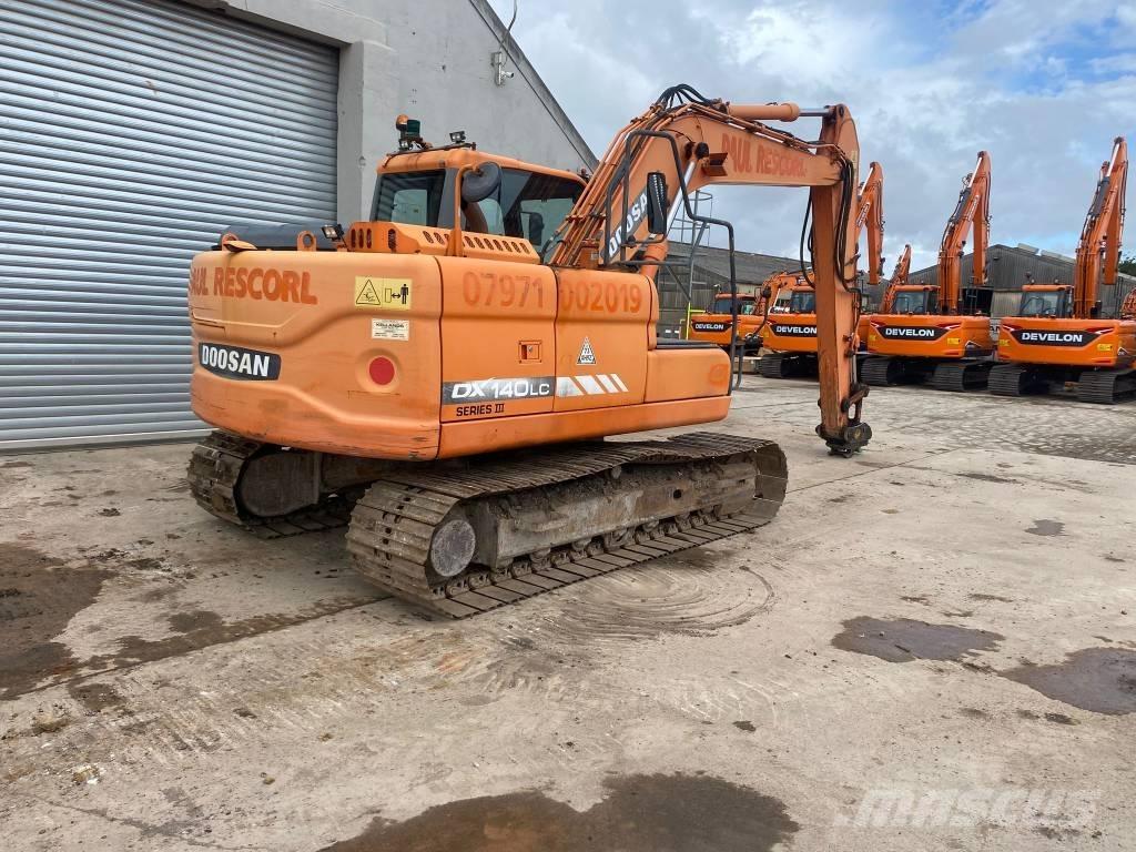 Doosan DX 140 LC-3 Гусеничні екскаватори
