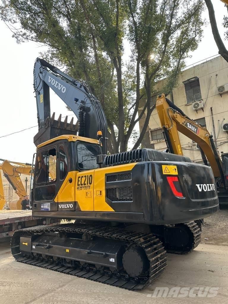 Volvo EC 210 Середні екскаватори 7т. - 12т.