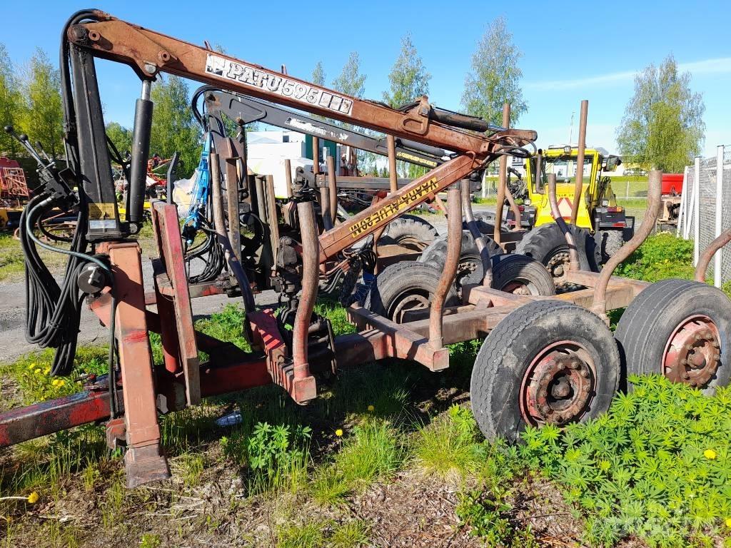 Patu 595+Metsäkärry Крани-навантажувачі