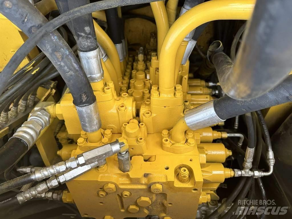Komatsu PC400-7 Гусеничні екскаватори