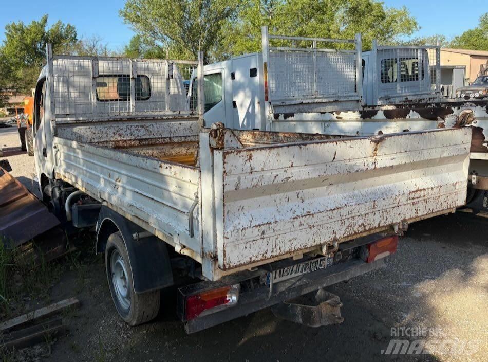 Toyota Dyna Пікапи / Бічне розвантаження