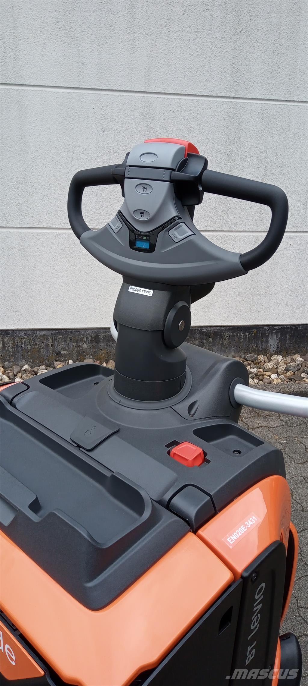 Toyota LPE200 Ручний візок