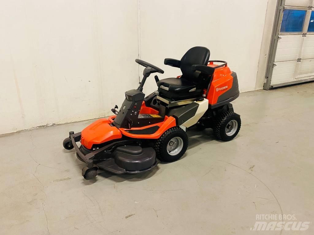 Husqvarna R418Ts AWD Самохідні газонокосарки