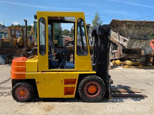 Kalmar DB 3-500 Дизельні навантажувачі