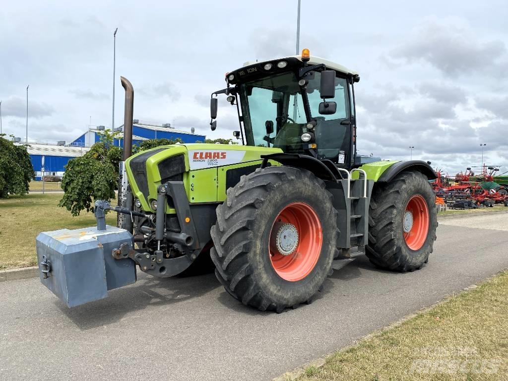 CLAAS Xerion 3800 Трактори