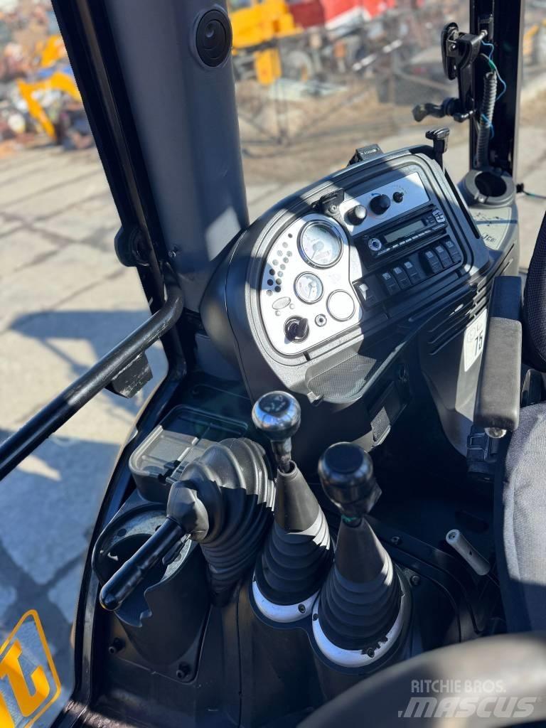 JCB 4 CX Екскаватори-навантажувачі