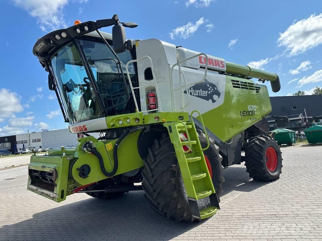 CLAAS Lexion 670 Зернозбиральні комбайни