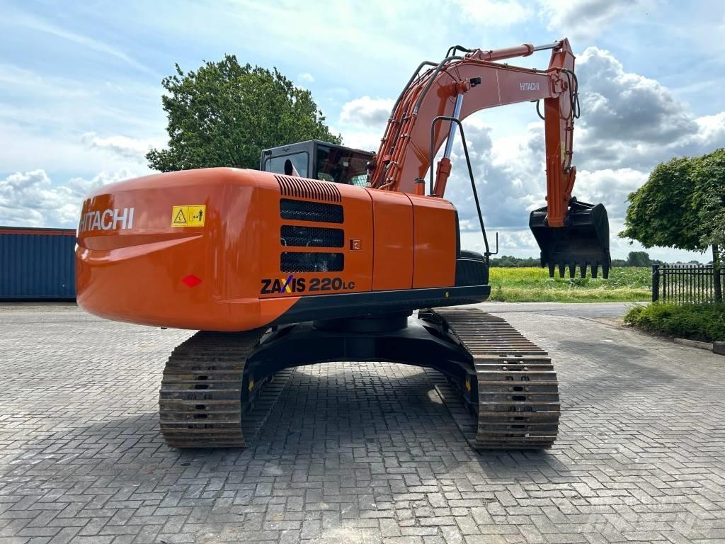 Hitachi ZX 220 LC Гусеничні екскаватори