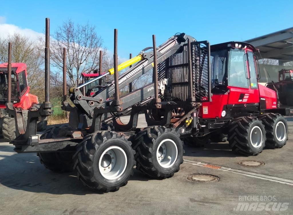 Komatsu 835 Форвардери