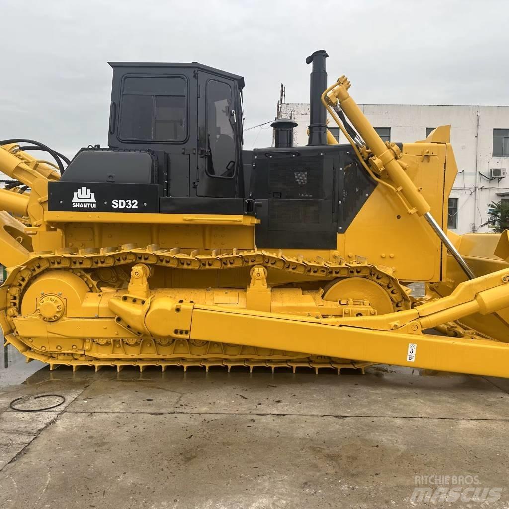 Shantui SD32 Гусеничні бульдозери