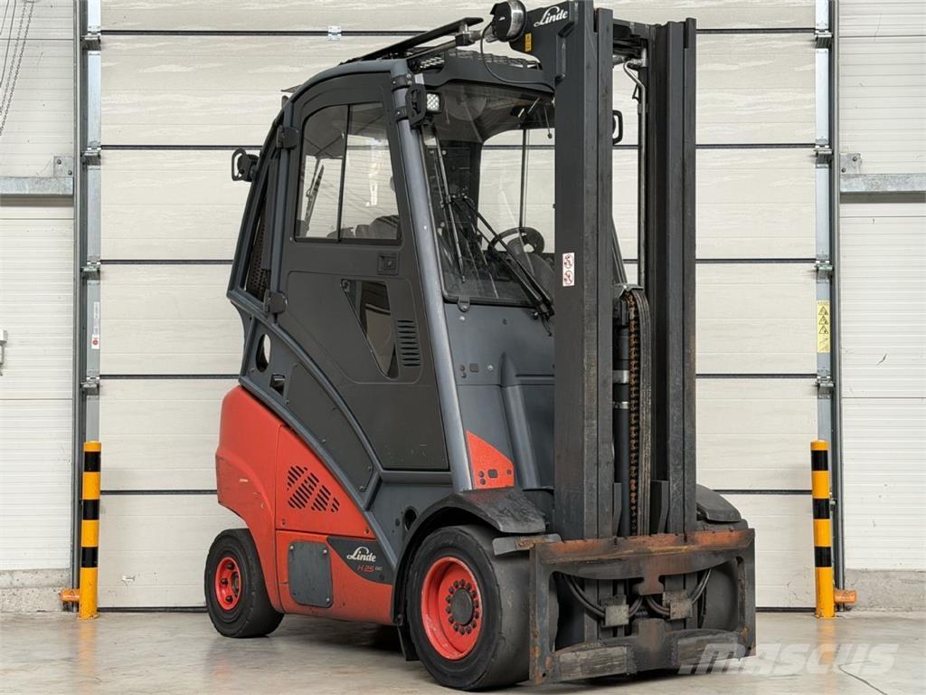 Linde H25D-02/600 Дизельні навантажувачі