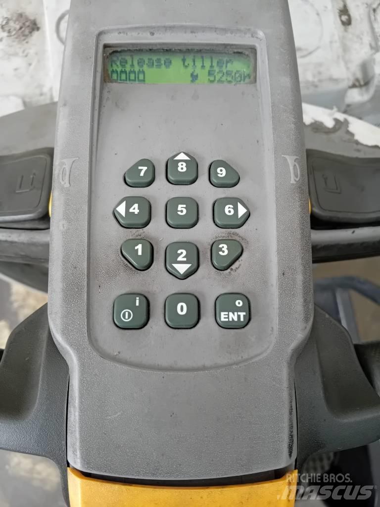 UniCarriers PMR 200F Візки для перевезення піддонів