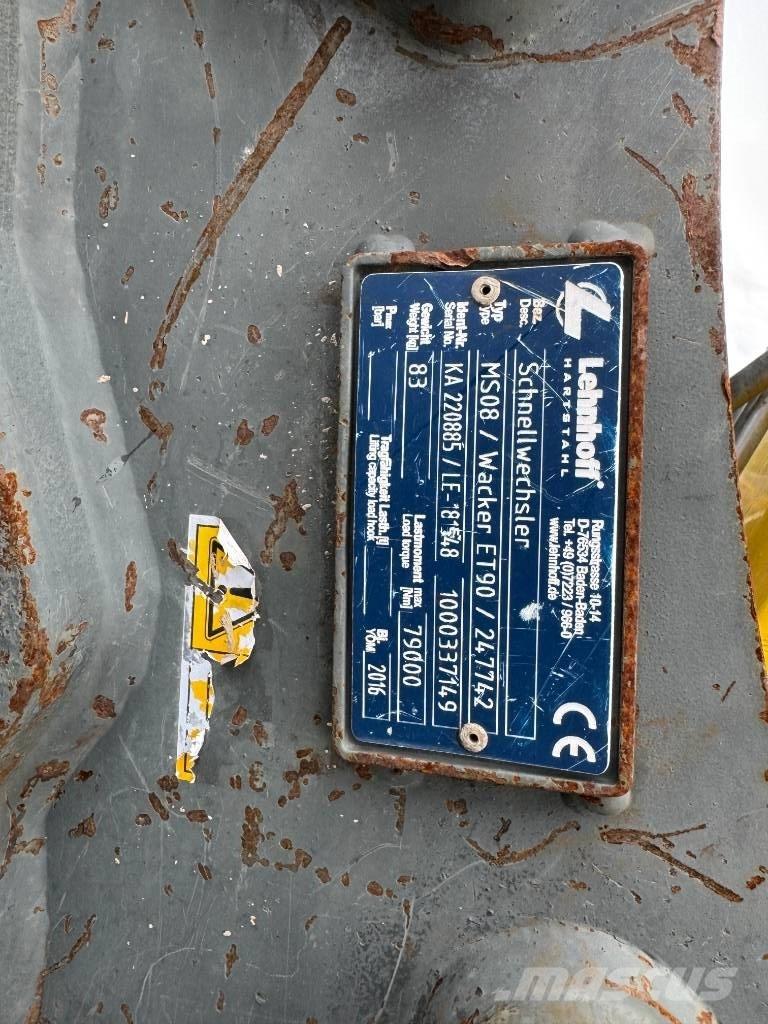 Wacker Neuson ET90 Гусеничні екскаватори