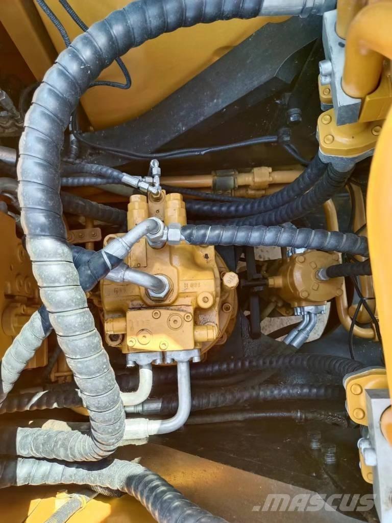 Sany SY 235 Середні екскаватори 7т. - 12т.