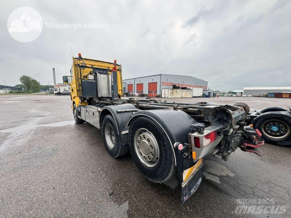 Scania R 420 LB Вантажівки з гаковим підйомом