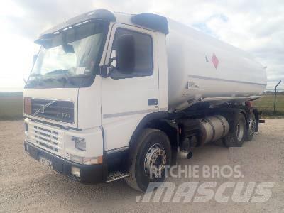 Volvo FM 7 6X2 Вантажівки-цистерни