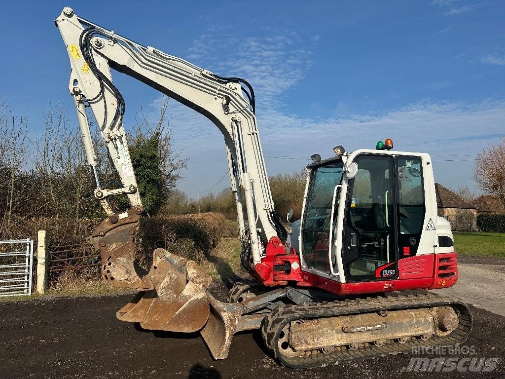 Takeuchi TB 290 Середні екскаватори 7т. - 12т.