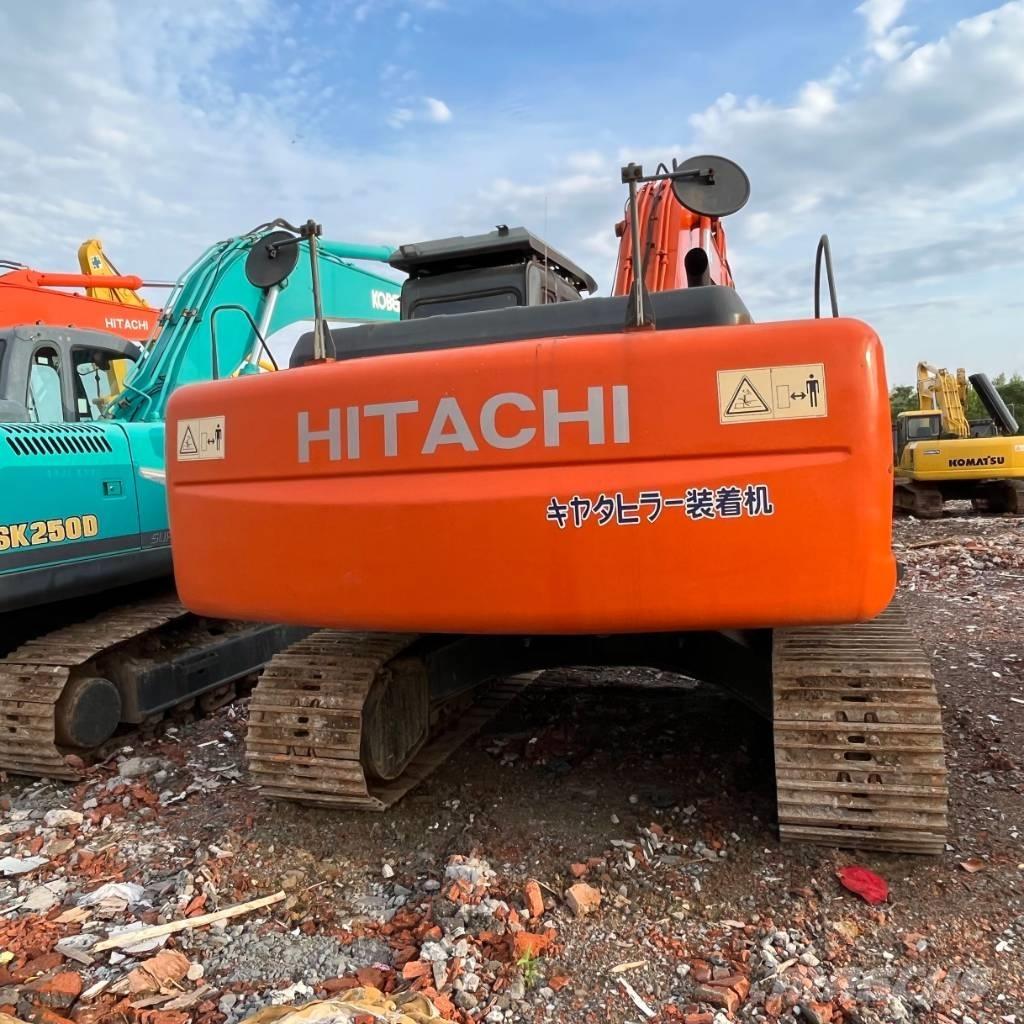 Hitachi zx240 Гусеничні екскаватори