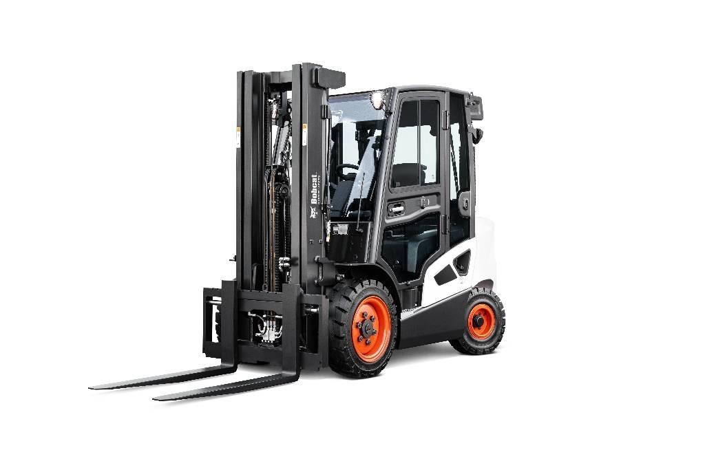 Bobcat D30S-9 Дизельні навантажувачі