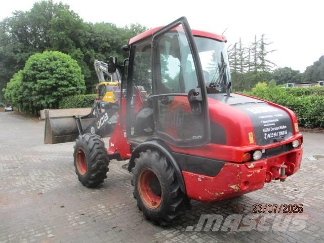 JCB 406 T4 Фронтальні навантажувачі