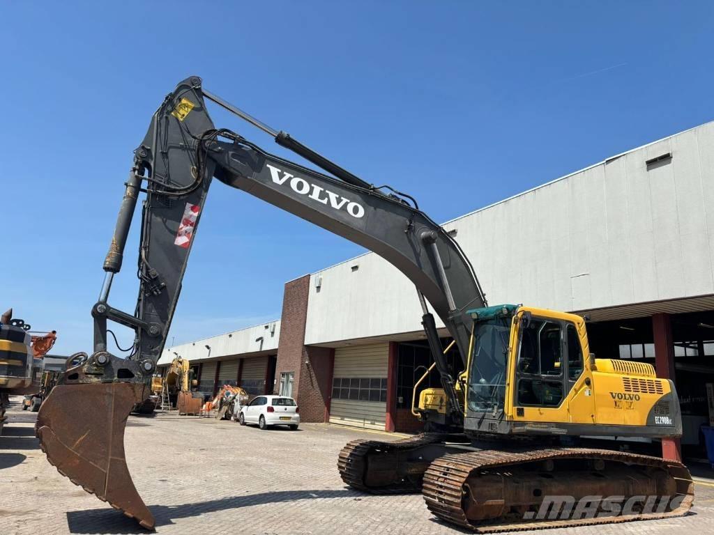 Volvo EC 290 B LC Гусеничні екскаватори