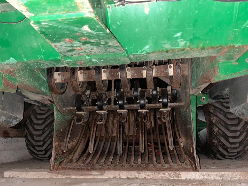 Kivi-Pekka KP 5 Підбирачі каміння