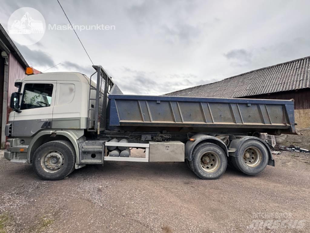 Scania P 124-360 Вантажівки з гаковим підйомом