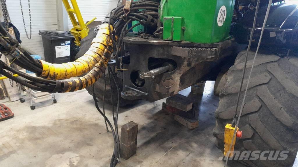 John Deere 1110 D Форвардери