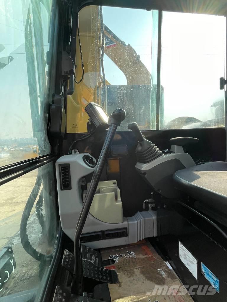 CAT 305.5E2 Гусеничні екскаватори