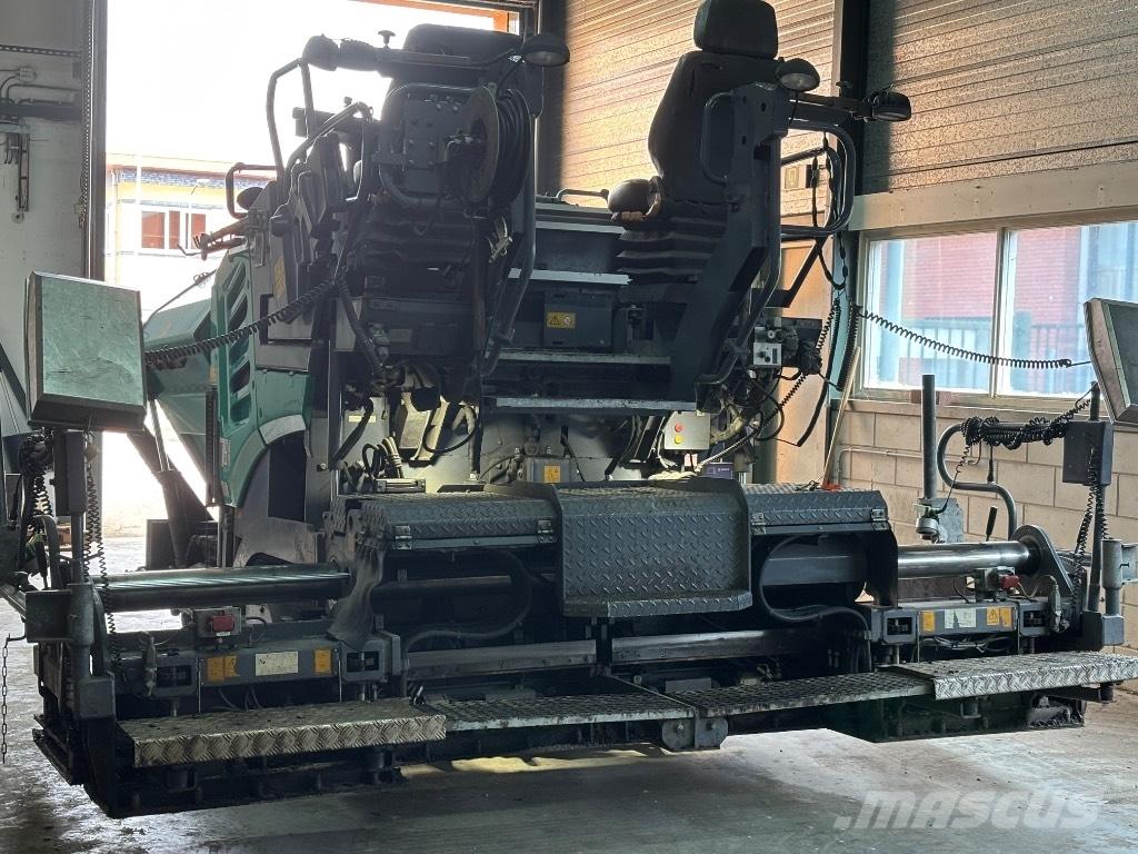 Vögele Super 1300-3i Скрепери