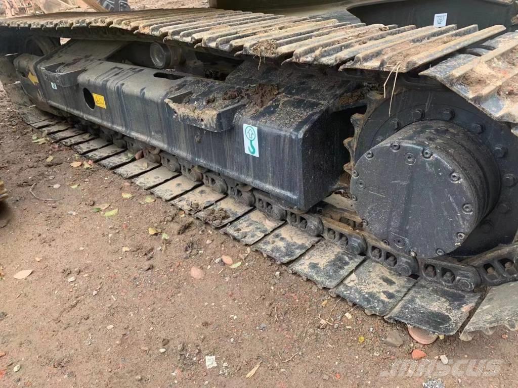 Komatsu PC 120 Гусеничні екскаватори