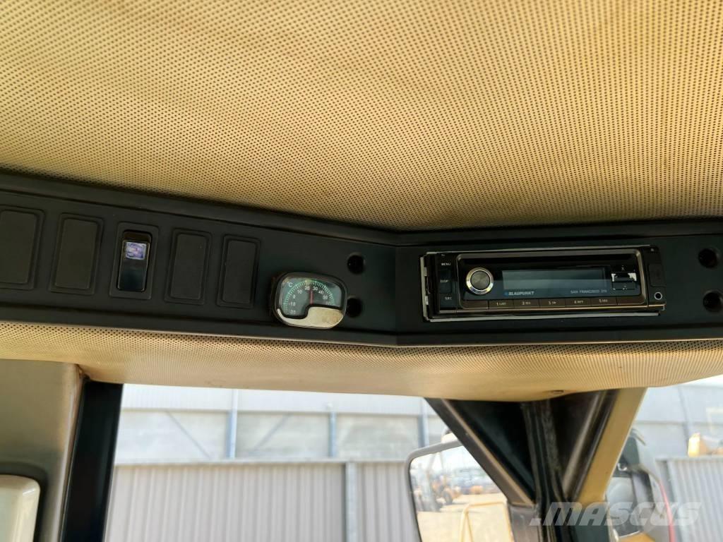 CAT 824H Колісні бульдозери