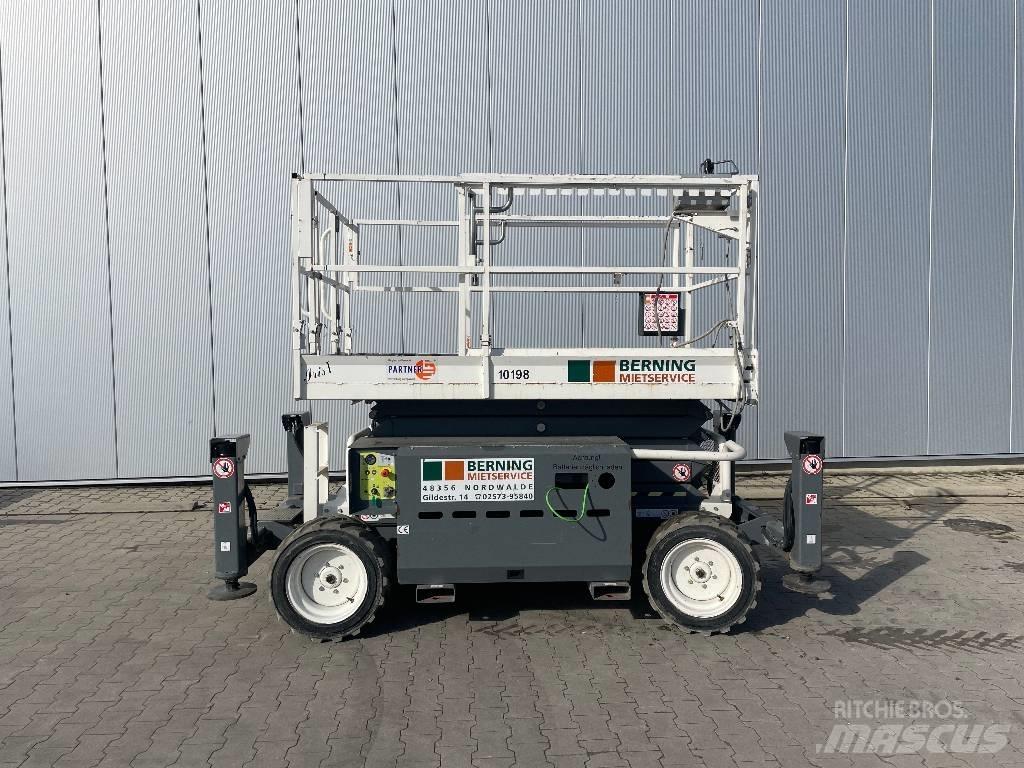 SkyJack SJ 6832 RTE Підйомники-ножиці