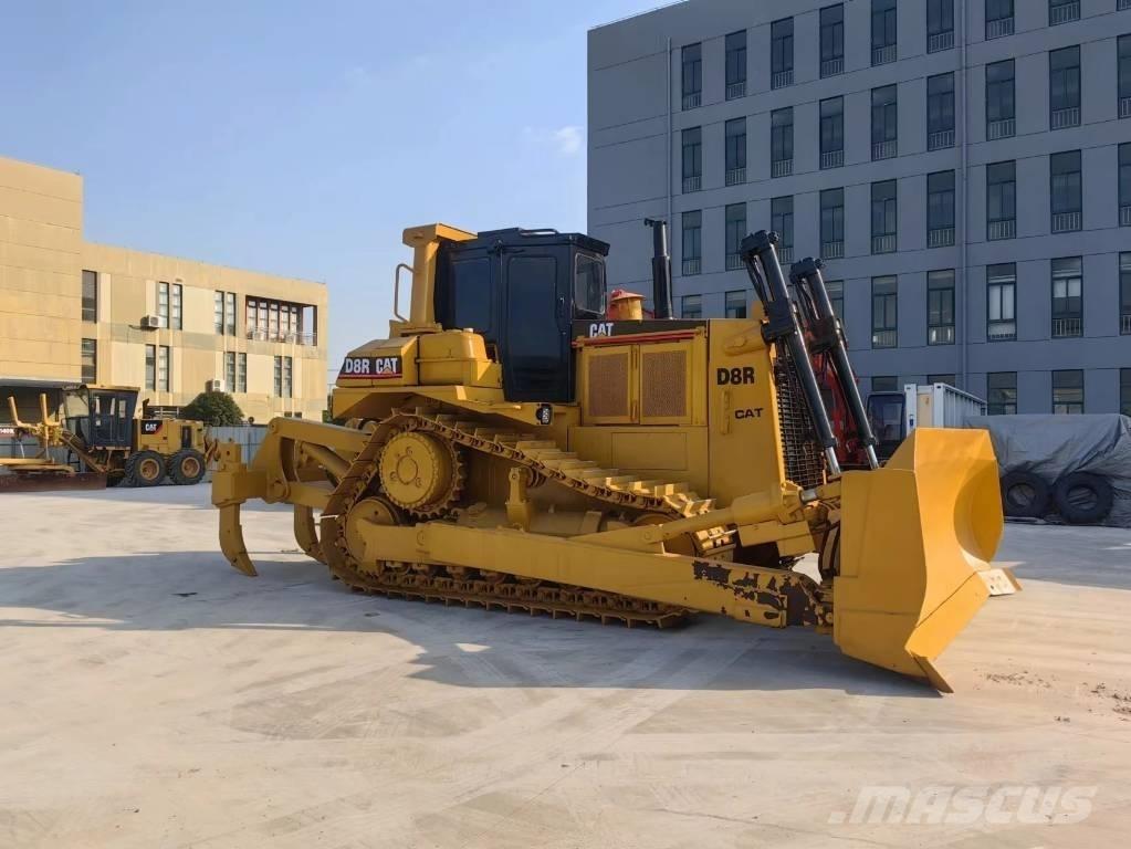CAT D8R Гусеничні бульдозери