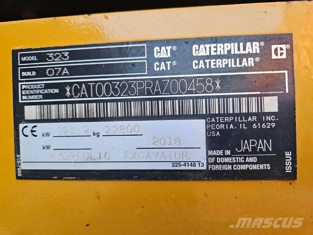 CAT 323 Гусеничні екскаватори