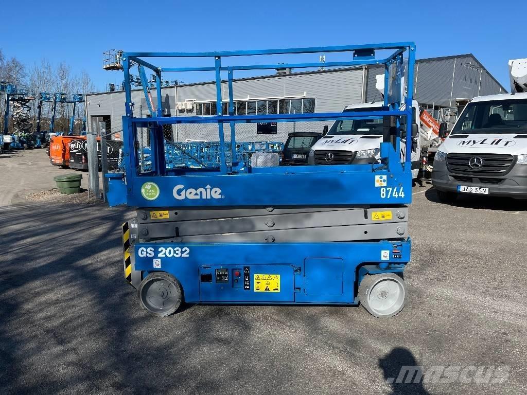 Genie GS 2032 Підйомники-ножиці