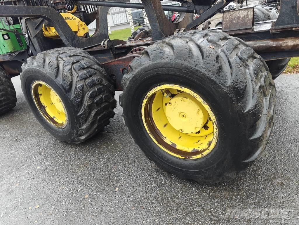 John Deere 1210 E Форвардери