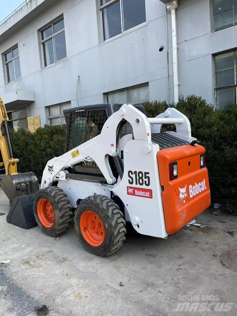 Bobcat S185 Міні-навантажувачі