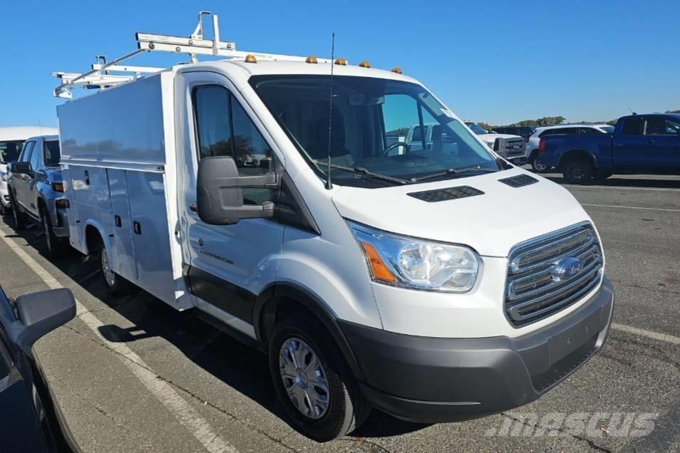 Ford Transit 350 Панельні фургони