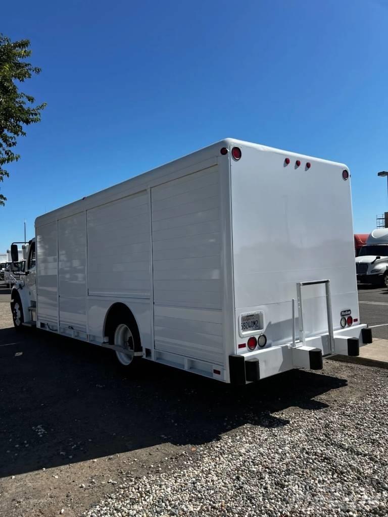Freightliner M2 Вантажівки для доставки напоїв