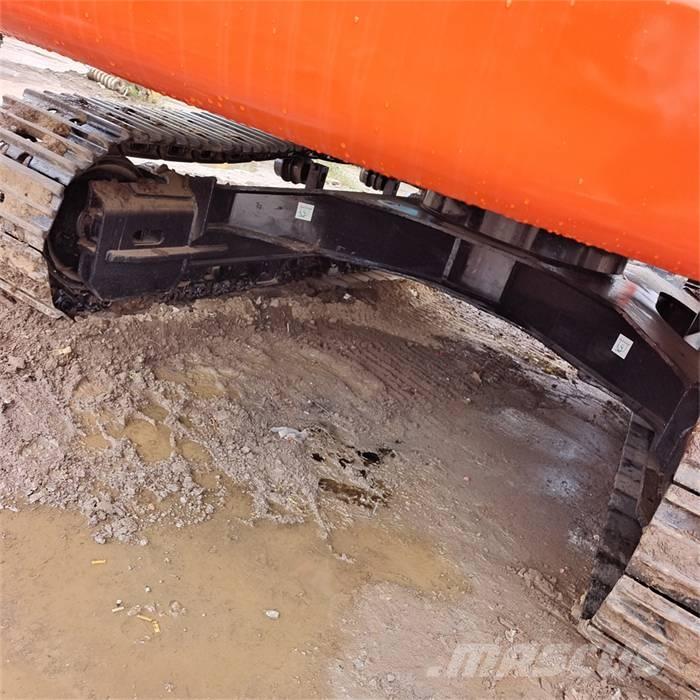 Doosan DX 340 LC Гусеничні екскаватори