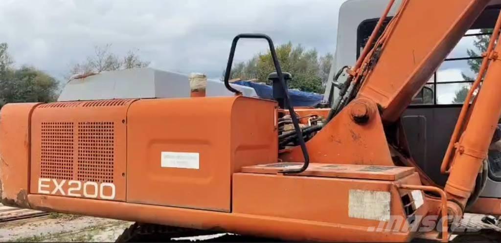Hitachi EX 200-3 Гусеничні екскаватори