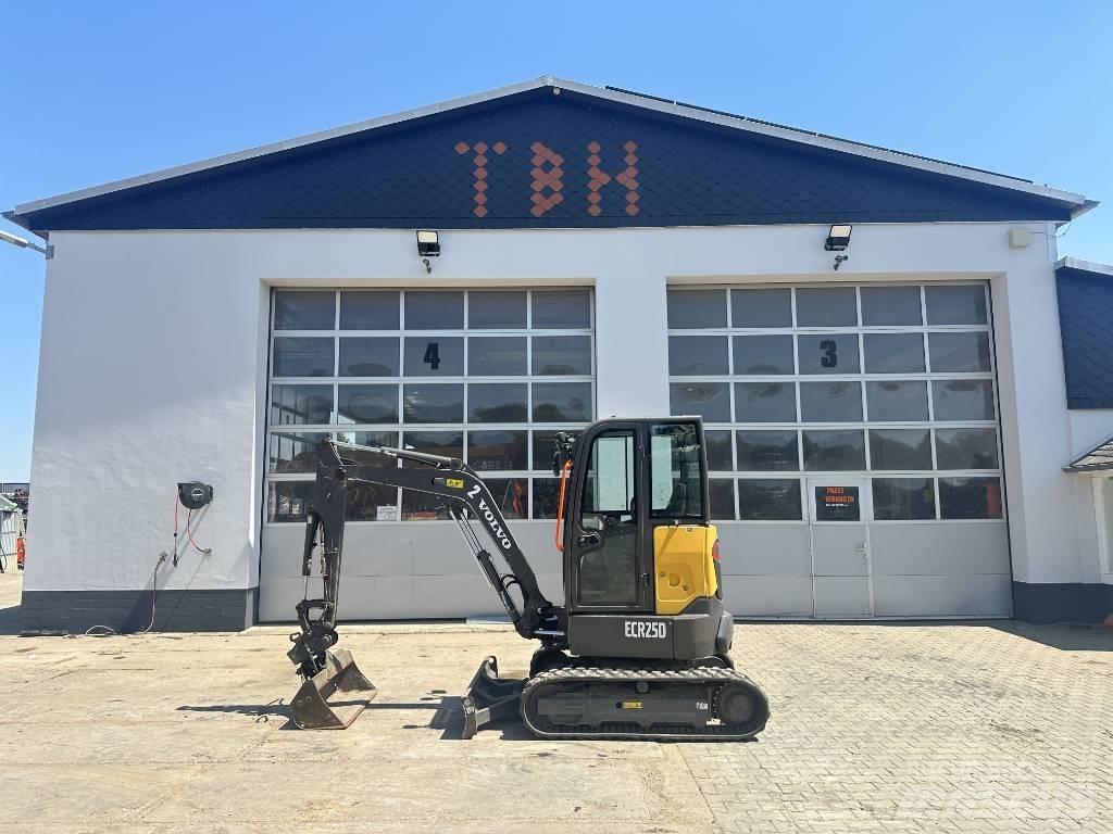 Volvo ECR 25 D Міні-екскаватори < 7т