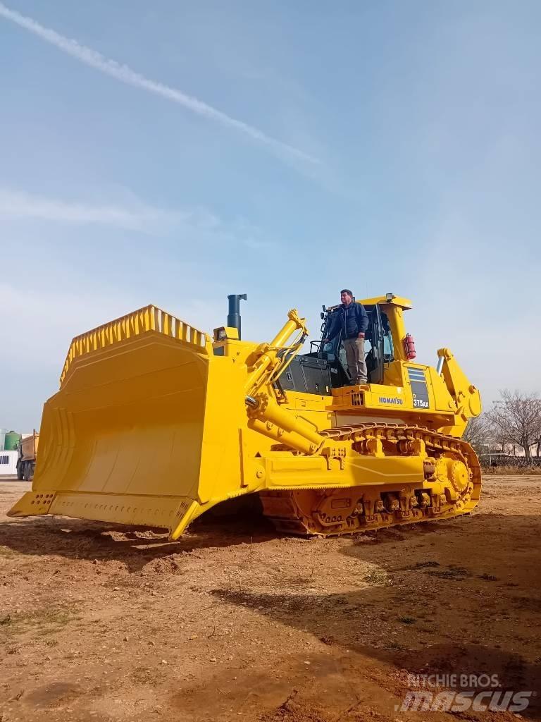 Komatsu D375AX Гусеничні бульдозери
