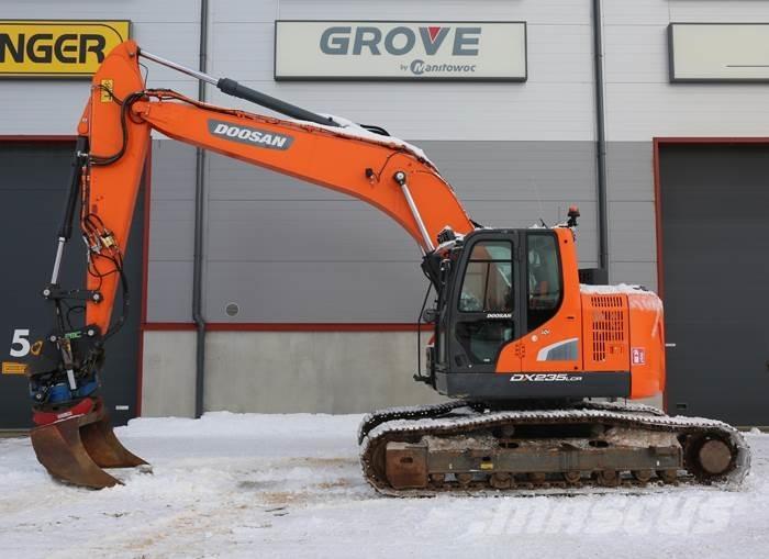 Doosan DX235LCR-5 Гусеничні екскаватори