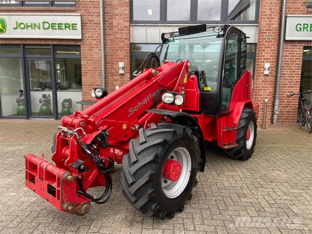 Schäffer 8610T Телескопічні навантажувачі