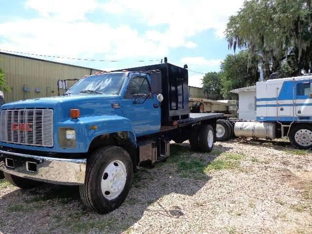GMC C7500 Вантажівки-платформи/бокове розвантаження